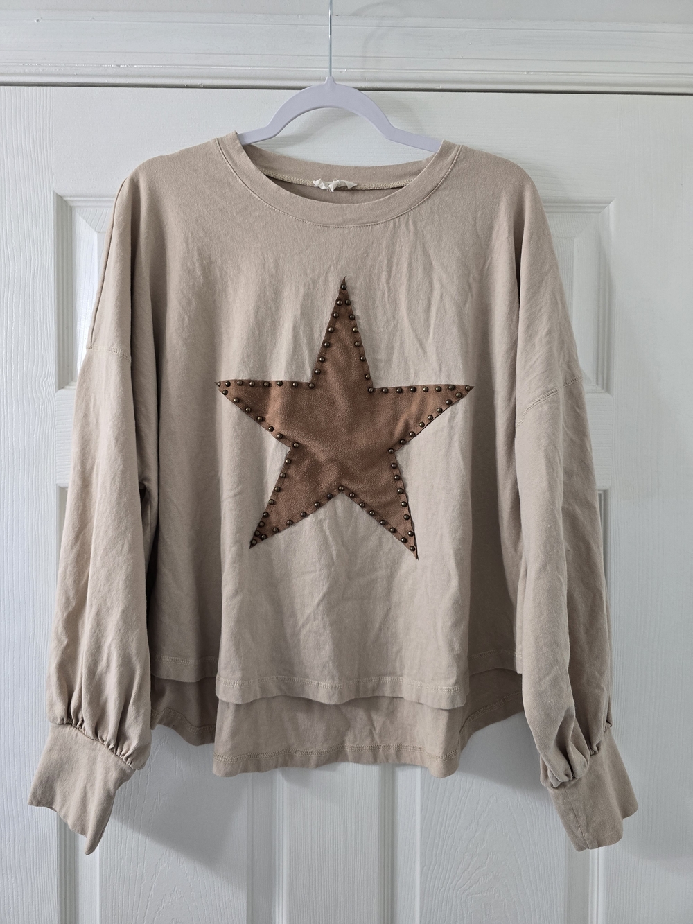 Easel Beige Star-Studded Long Sleeve Women's Top - Medium